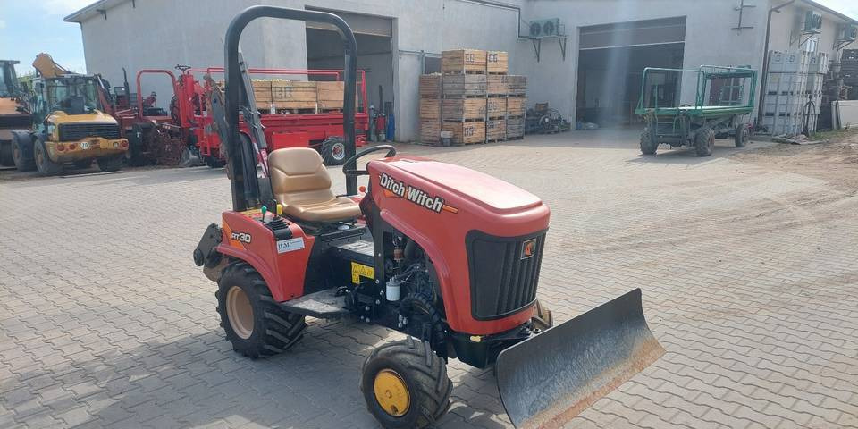 Koparka łańcuchowa Ditch Witch RT30 - Sleuvengraver: afbeelding 4 Koparka łańcuchowa Ditch Witch RT30 - Sleuvengraver: afbeelding 4