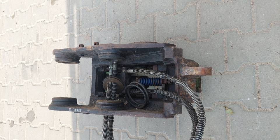 Szybkozłącze hydrauliczne Geith na sworzeń 45mm Kubota U50 - Snelwissel: afbeelding 4 Szybkozłącze hydrauliczne Geith na sworzeń 45mm Kubota U50 - Snelwissel: afbeelding 4