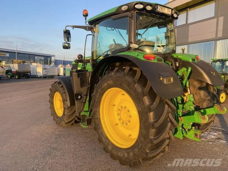 John Deere 6215R - Tractor: afbeelding 4 John Deere 6215R - Tractor: afbeelding 4