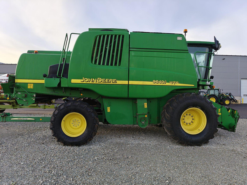 John Deere JOHN DEERE 9640I WTS - Maaidorser: afbeelding 2 John Deere JOHN DEERE 9640I WTS - Maaidorser: afbeelding 2