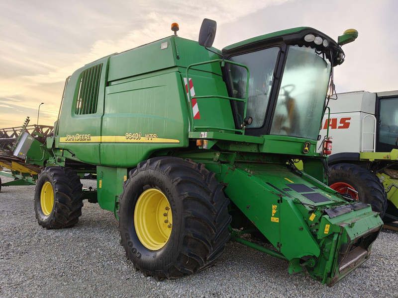 John Deere JOHN DEERE 9640I WTS - Maaidorser: afbeelding 1 John Deere JOHN DEERE 9640I WTS - Maaidorser: afbeelding 1