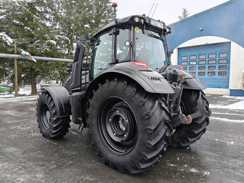Valtra T255 Versu RTK - Tractor: afbeelding 5 Valtra T255 Versu RTK - Tractor: afbeelding 5