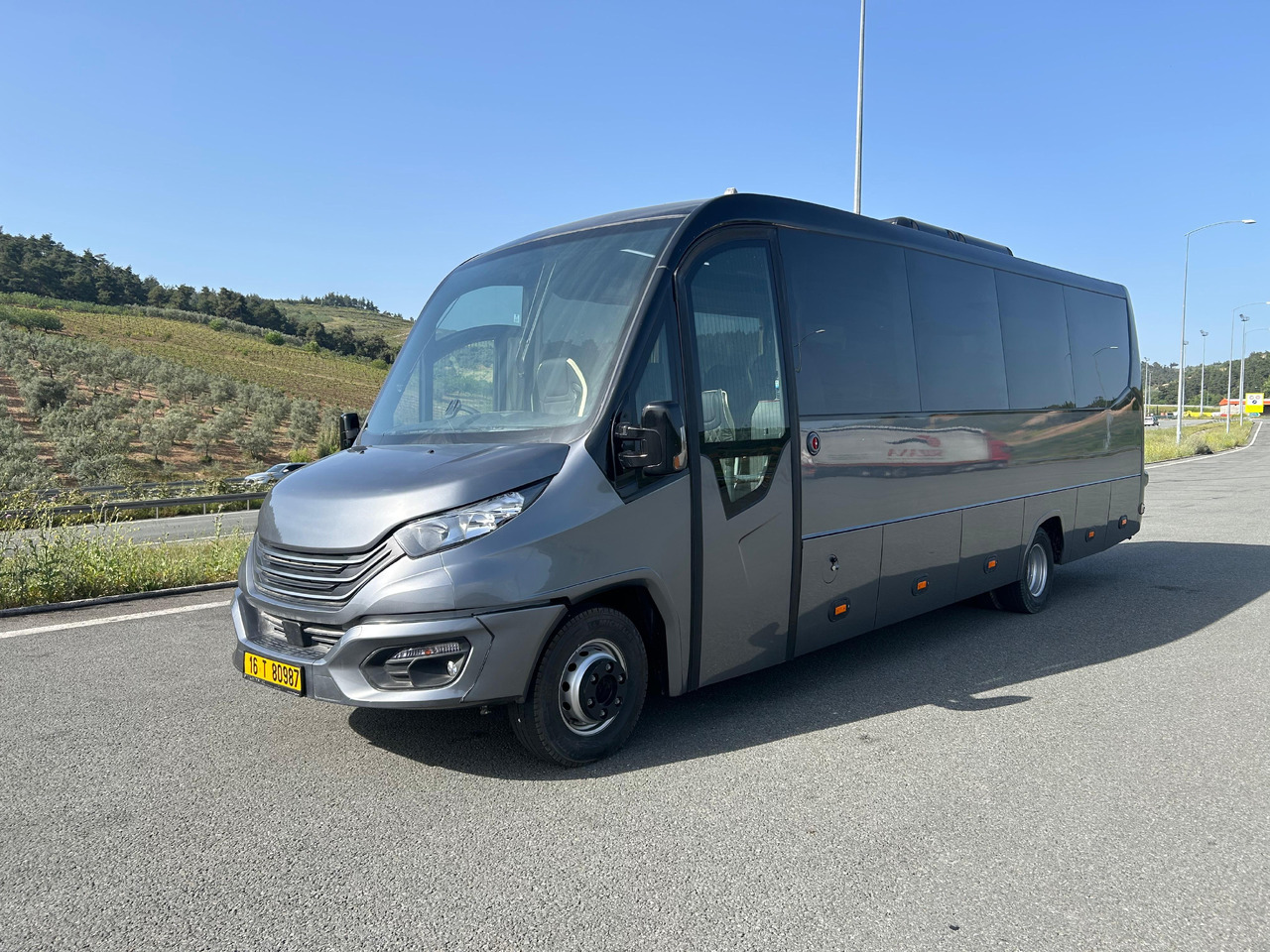 IVECO DAILY - RIGHT HAND DRIVE TOURISTIC VEHICLE - Touringcar: afbeelding 4 IVECO DAILY - RIGHT HAND DRIVE TOURISTIC VEHICLE - Touringcar: afbeelding 4