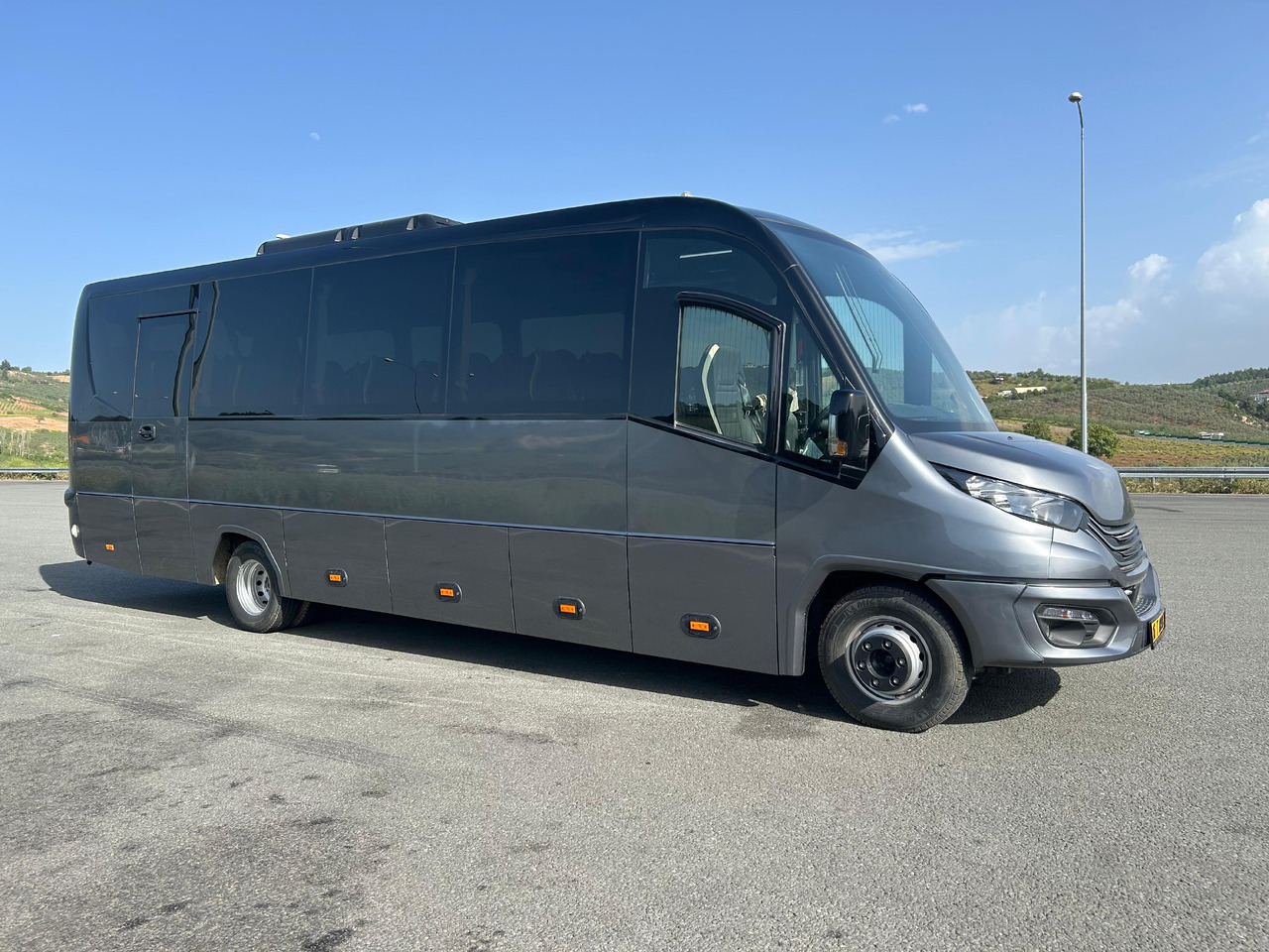 IVECO DAILY - RIGHT HAND DRIVE TOURISTIC VEHICLE - Touringcar: afbeelding 3 IVECO DAILY - RIGHT HAND DRIVE TOURISTIC VEHICLE - Touringcar: afbeelding 3