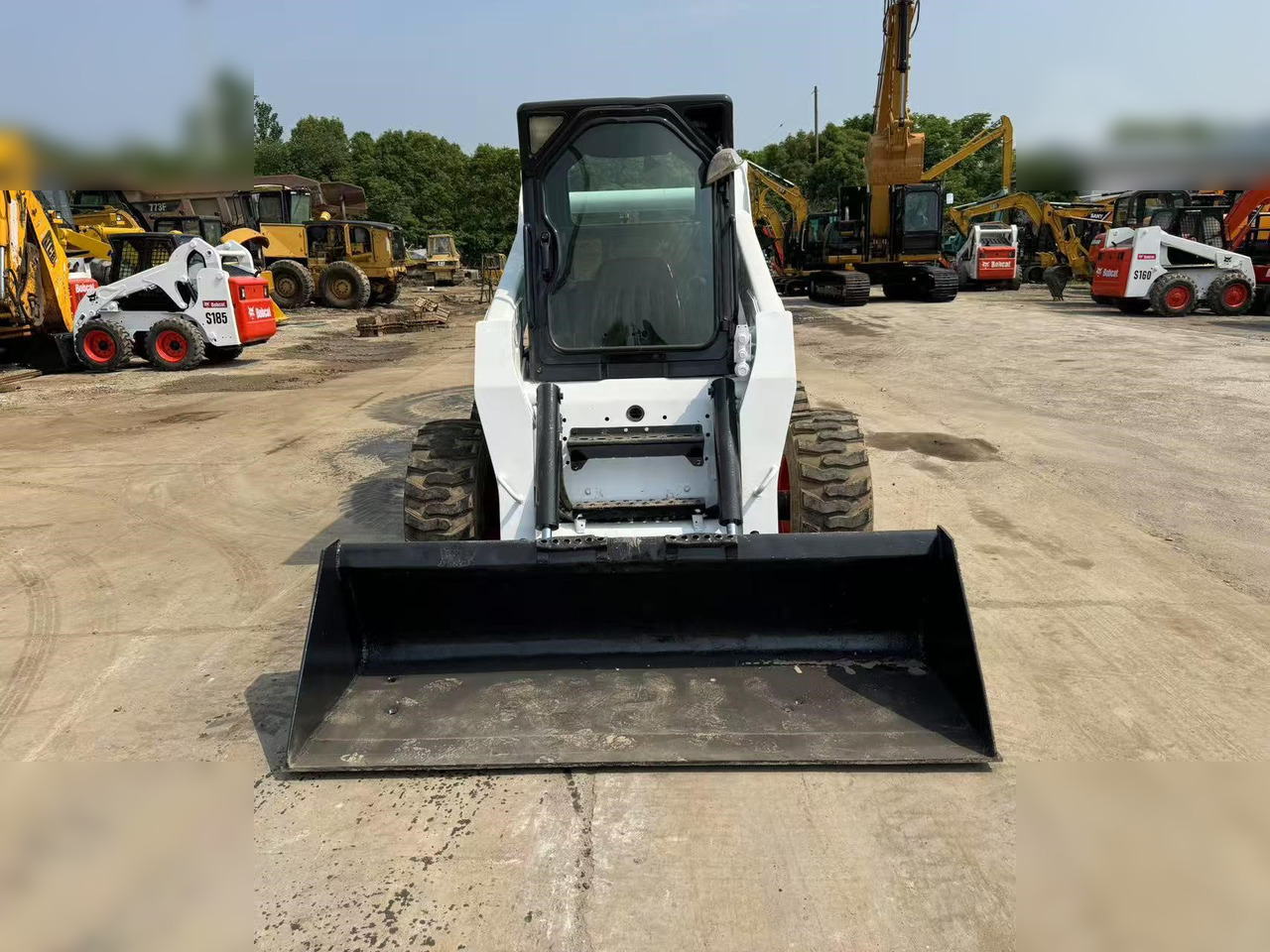 BOBCAT S300 - Schranklader: afbeelding 2 BOBCAT S300 - Schranklader: afbeelding 2
