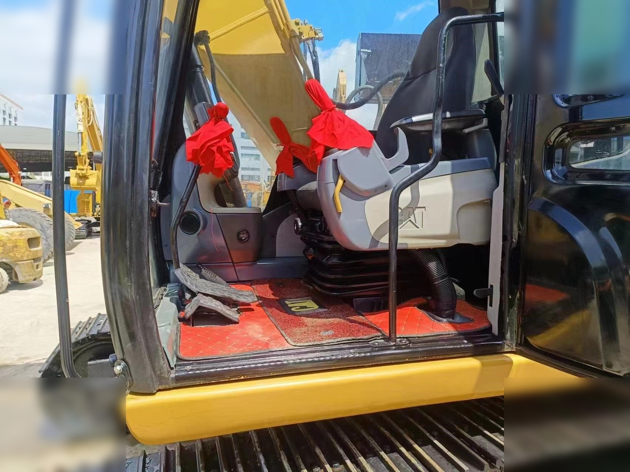 CATERPILLAR 312D - Rupsgraafmachine: afbeelding 5 CATERPILLAR 312D - Rupsgraafmachine: afbeelding 5