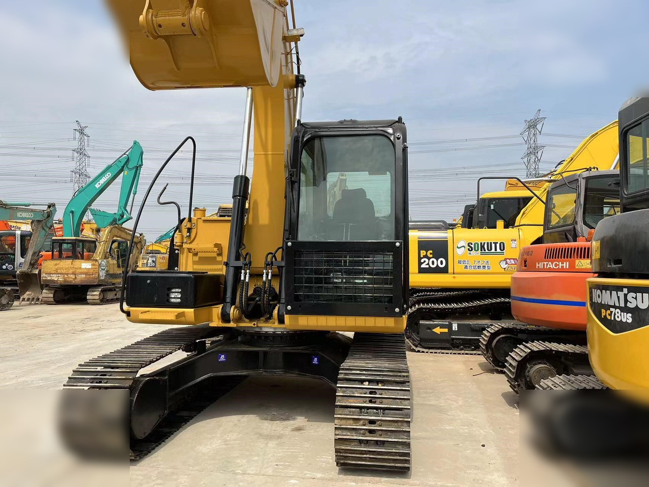 CATERPILLAR 312D - Rupsgraafmachine: afbeelding 2 CATERPILLAR 312D - Rupsgraafmachine: afbeelding 2