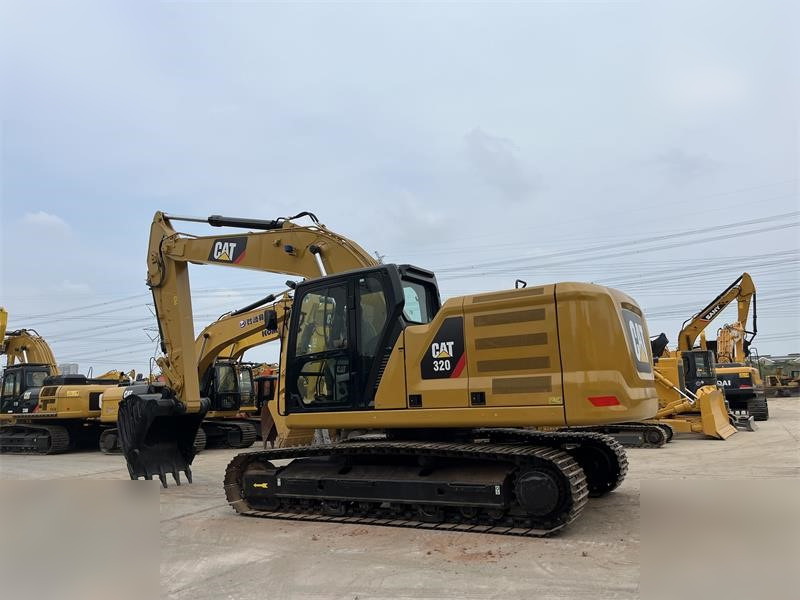 CATERPILLAR 320 - Rupsgraafmachine: afbeelding 2 CATERPILLAR 320 - Rupsgraafmachine: afbeelding 2