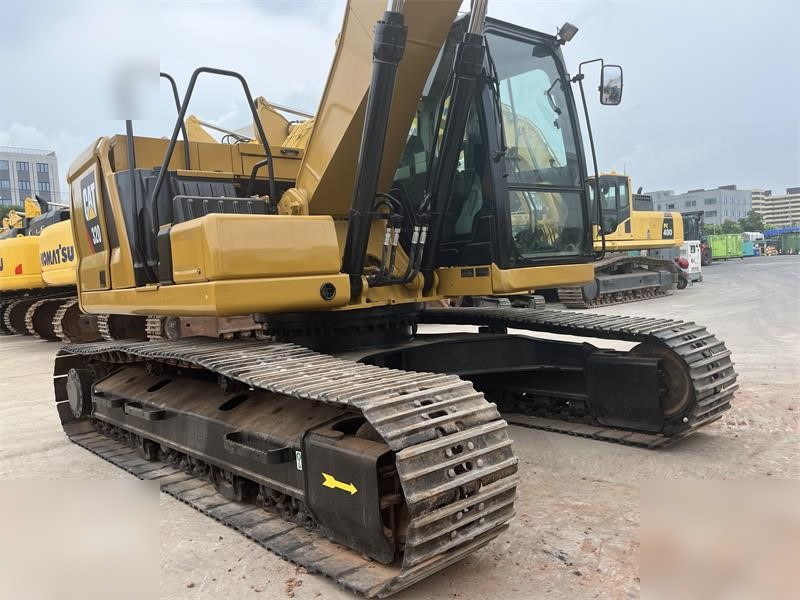 CATERPILLAR 320 - Rupsgraafmachine: afbeelding 4 CATERPILLAR 320 - Rupsgraafmachine: afbeelding 4