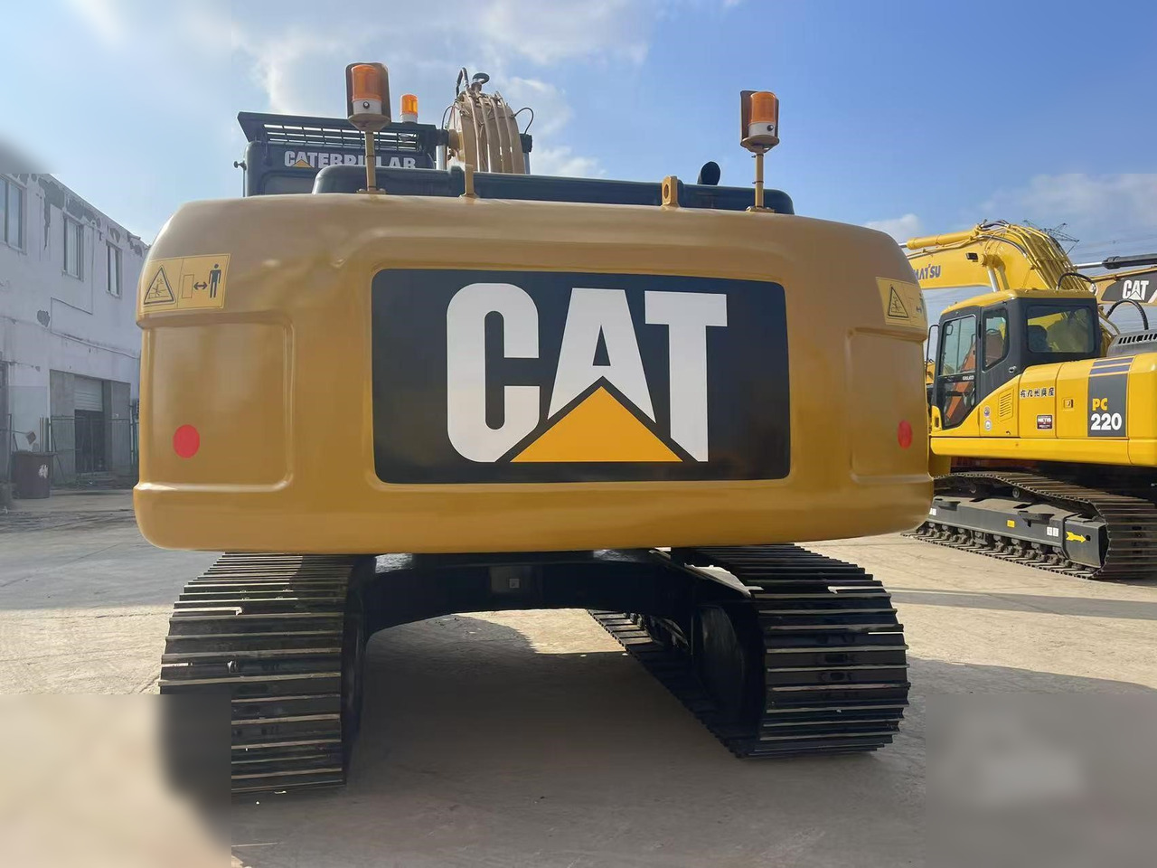 CATERPILLAR 320D - Rupsgraafmachine: afbeelding 2 CATERPILLAR 320D - Rupsgraafmachine: afbeelding 2