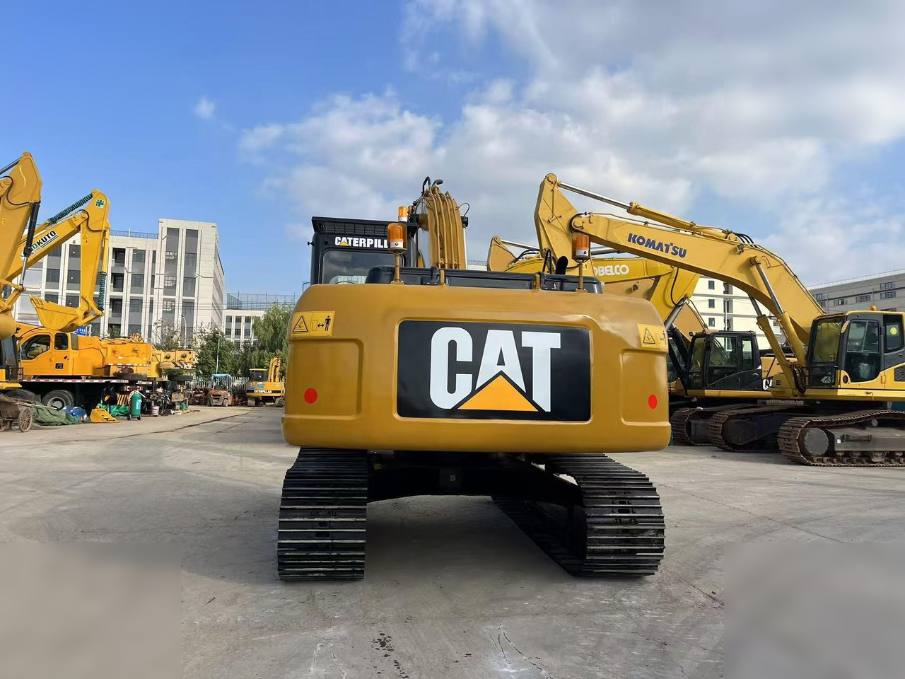 CATERPILLAR 320D - Rupsgraafmachine: afbeelding 4 CATERPILLAR 320D - Rupsgraafmachine: afbeelding 4