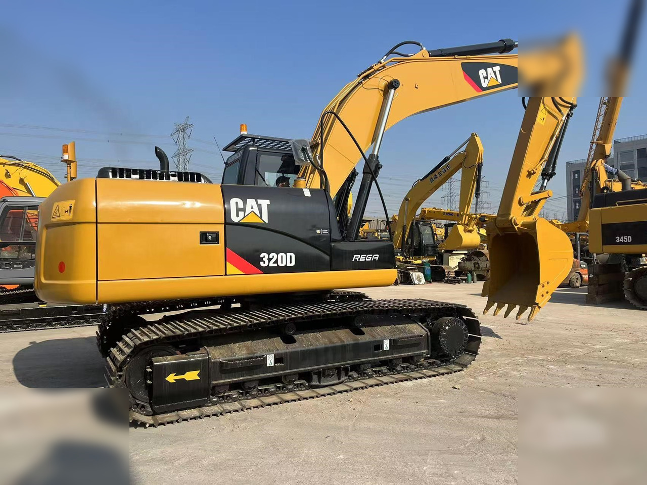 CATERPILLAR 320D - Rupsgraafmachine: afbeelding 2 CATERPILLAR 320D - Rupsgraafmachine: afbeelding 2