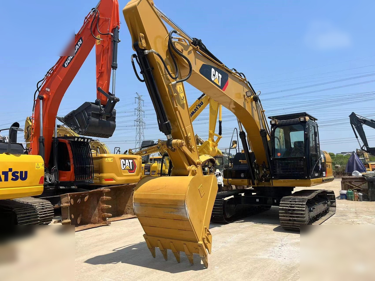 CATERPILLAR 320D - Rupsgraafmachine: afbeelding 3 CATERPILLAR 320D - Rupsgraafmachine: afbeelding 3