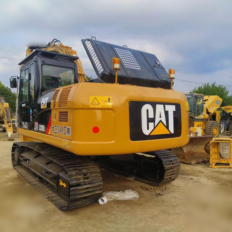 CATERPILLAR 320D2 - Rupsgraafmachine: afbeelding 4 CATERPILLAR 320D2 - Rupsgraafmachine: afbeelding 4