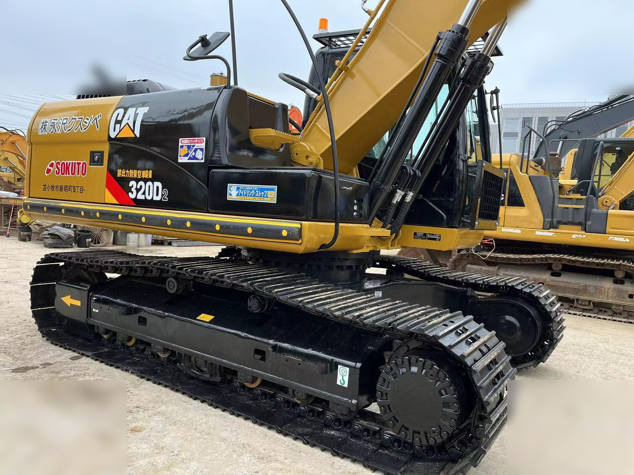 CATERPILLAR 320D2 - Rupsgraafmachine: afbeelding 5 CATERPILLAR 320D2 - Rupsgraafmachine: afbeelding 5