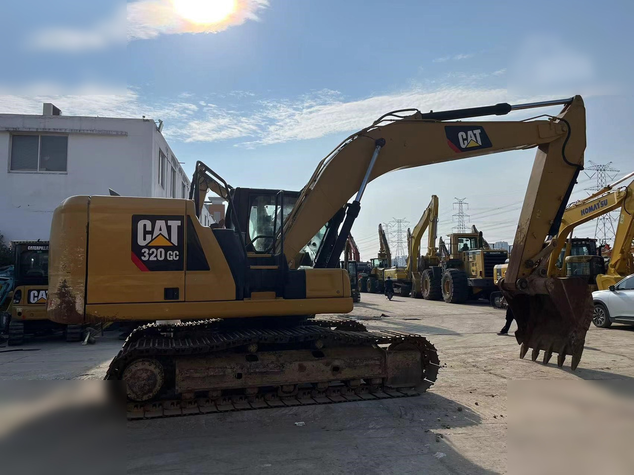 CATERPILLAR 320GC - Rupsgraafmachine: afbeelding 2 CATERPILLAR 320GC - Rupsgraafmachine: afbeelding 2