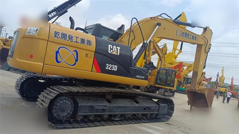 CATERPILLAR 323D - Rupsgraafmachine: afbeelding 1 CATERPILLAR 323D - Rupsgraafmachine: afbeelding 1