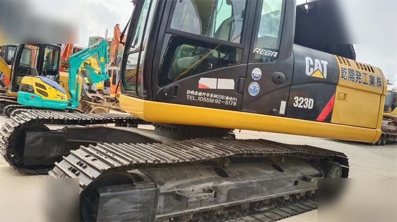 CATERPILLAR 323D - Rupsgraafmachine: afbeelding 4 CATERPILLAR 323D - Rupsgraafmachine: afbeelding 4