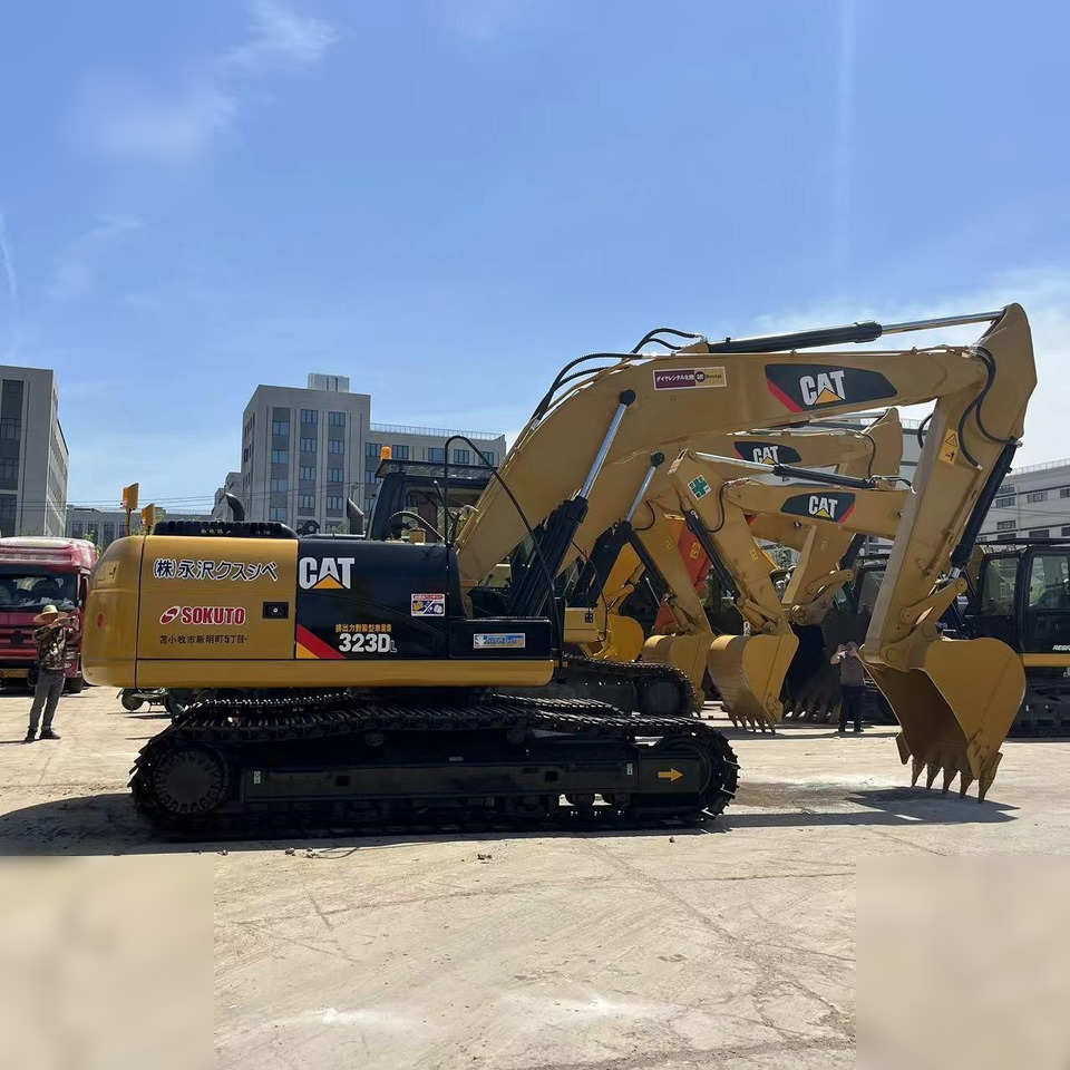 CATERPILLAR 323DL - Rupsgraafmachine: afbeelding 1 CATERPILLAR 323DL - Rupsgraafmachine: afbeelding 1