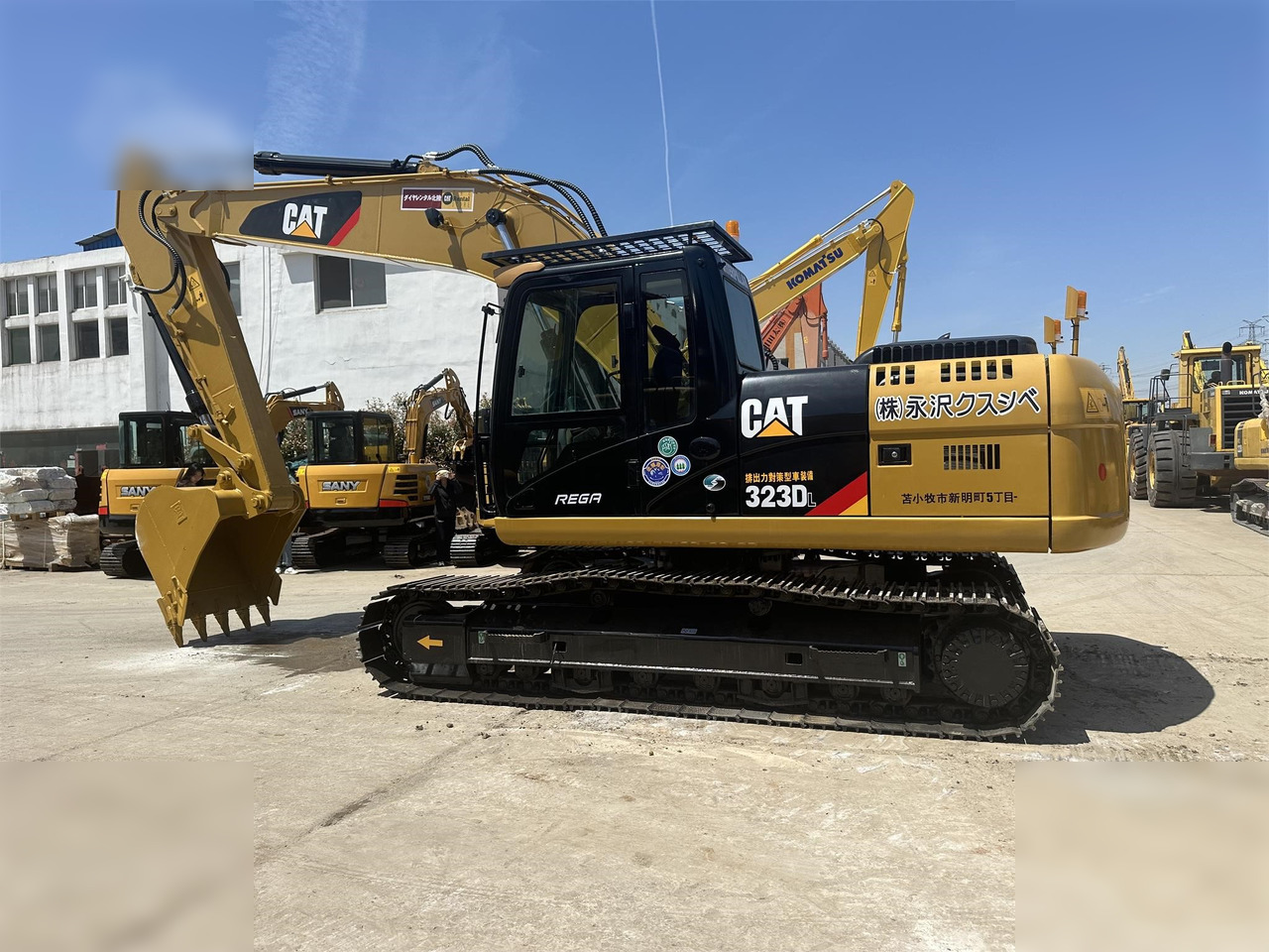 CATERPILLAR 323DL - Rupsgraafmachine: afbeelding 1 CATERPILLAR 323DL - Rupsgraafmachine: afbeelding 1