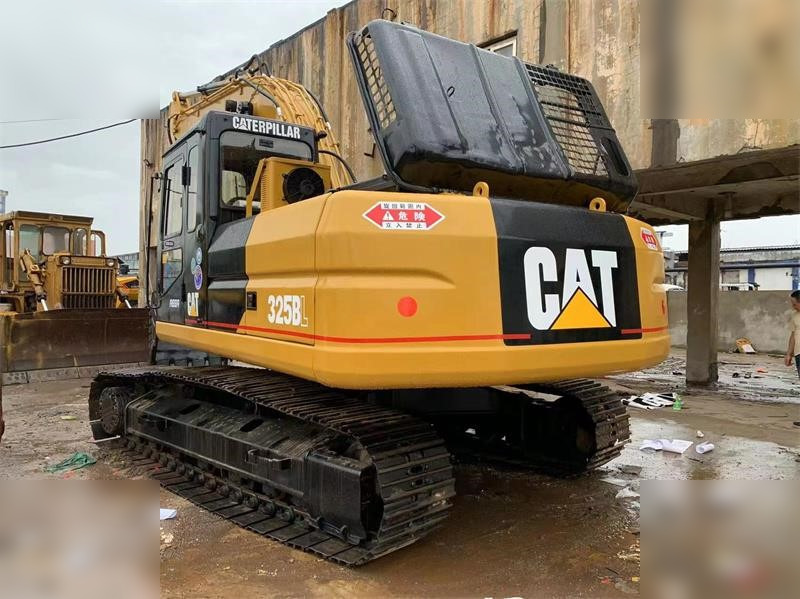 CATERPILLAR 325BL - Rupsgraafmachine: afbeelding 4 CATERPILLAR 325BL - Rupsgraafmachine: afbeelding 4
