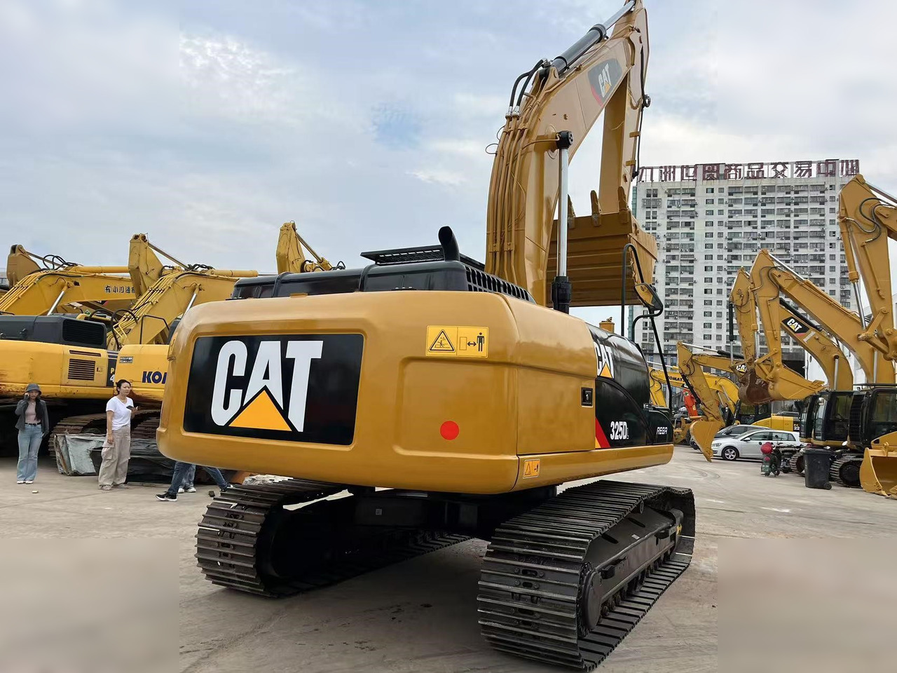 CATERPILLAR 325D - Rupsgraafmachine: afbeelding 4 CATERPILLAR 325D - Rupsgraafmachine: afbeelding 4