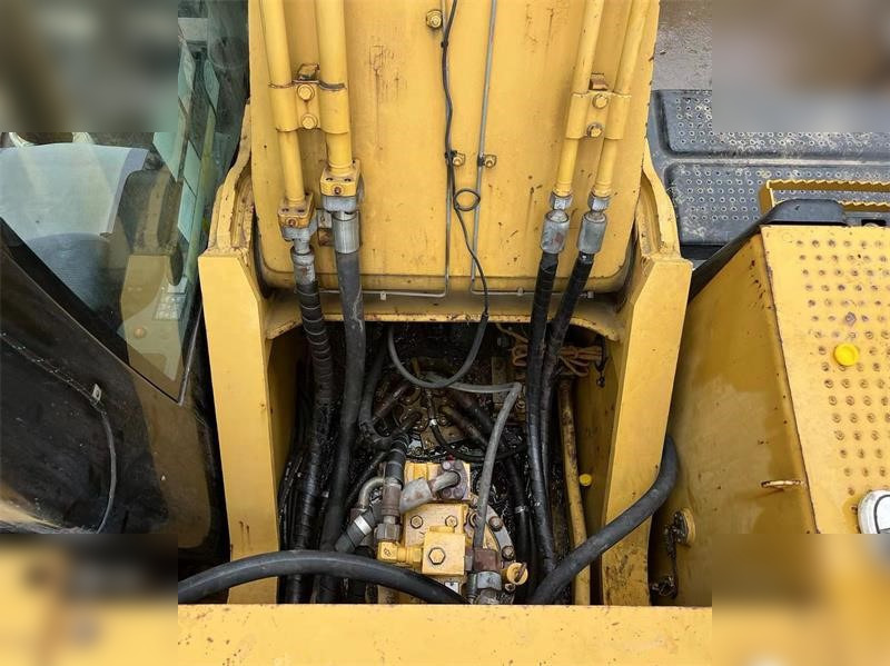 CATERPILLAR 329D - Rupsgraafmachine: afbeelding 3 CATERPILLAR 329D - Rupsgraafmachine: afbeelding 3