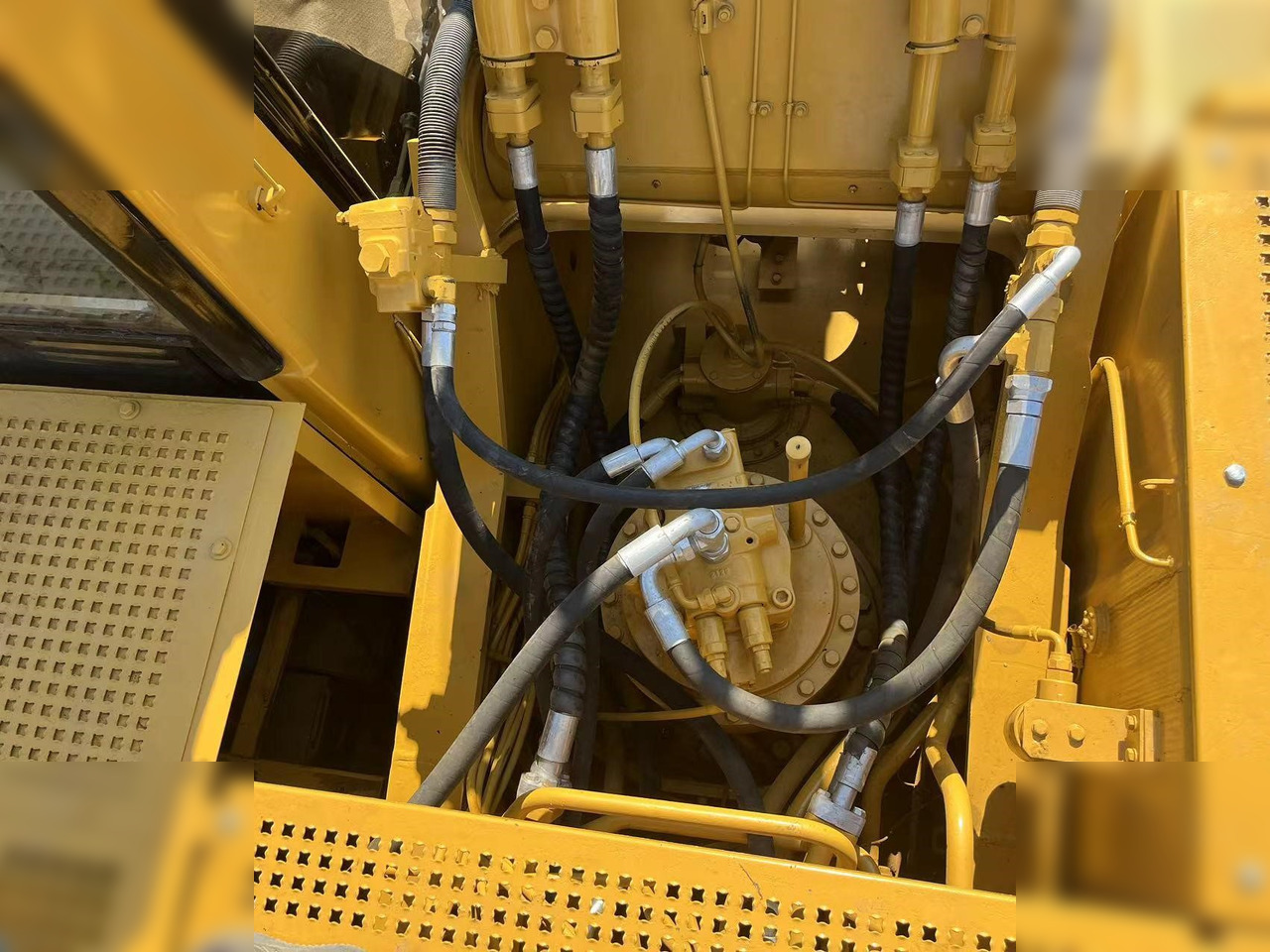 CATERPILLAR 330BL - Rupsgraafmachine: afbeelding 5 CATERPILLAR 330BL - Rupsgraafmachine: afbeelding 5