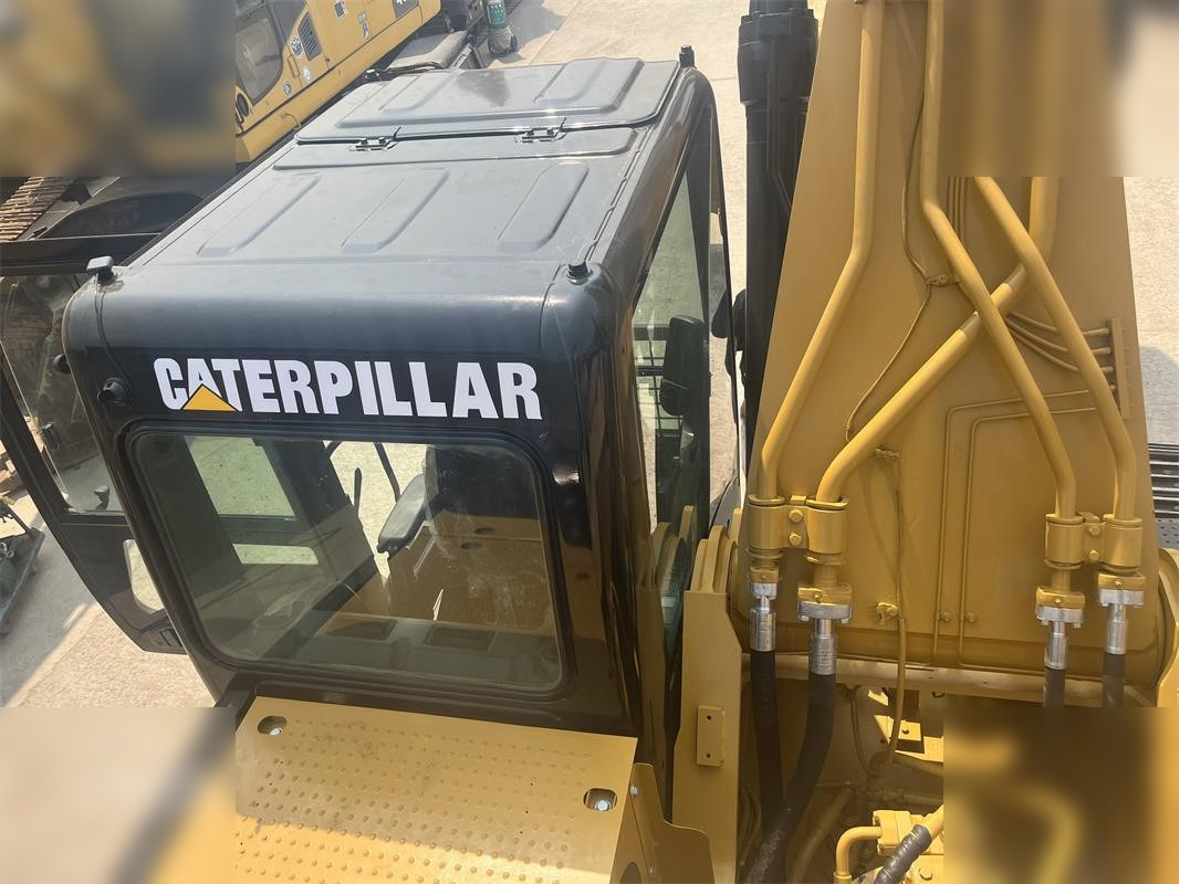 CATERPILLAR 330D - Rupsgraafmachine: afbeelding 5 CATERPILLAR 330D - Rupsgraafmachine: afbeelding 5