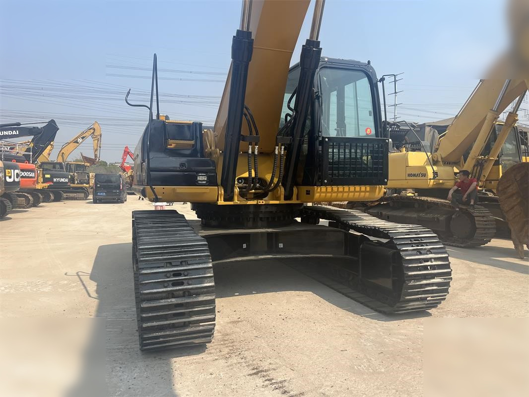 CATERPILLAR 330D - Rupsgraafmachine: afbeelding 4 CATERPILLAR 330D - Rupsgraafmachine: afbeelding 4