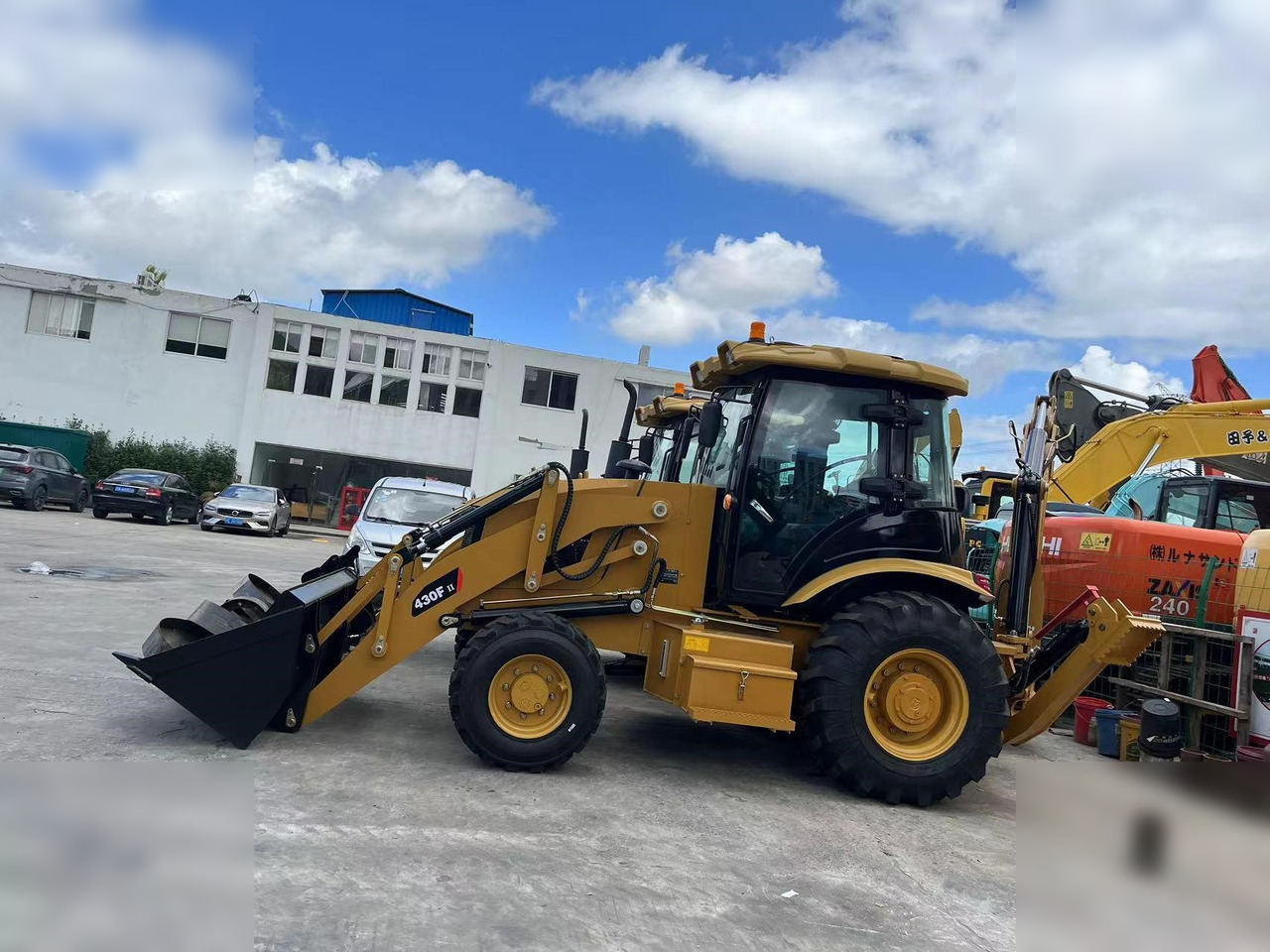CATERPILLAR 430F2 - Graaflaadmachine: afbeelding 1 CATERPILLAR 430F2 - Graaflaadmachine: afbeelding 1