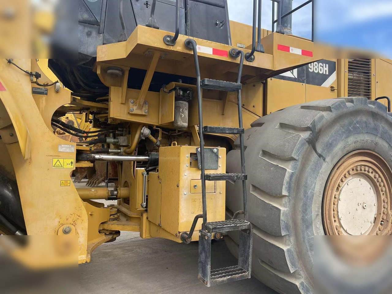 Wiellader CATERPILLAR 986H: afbeelding 6