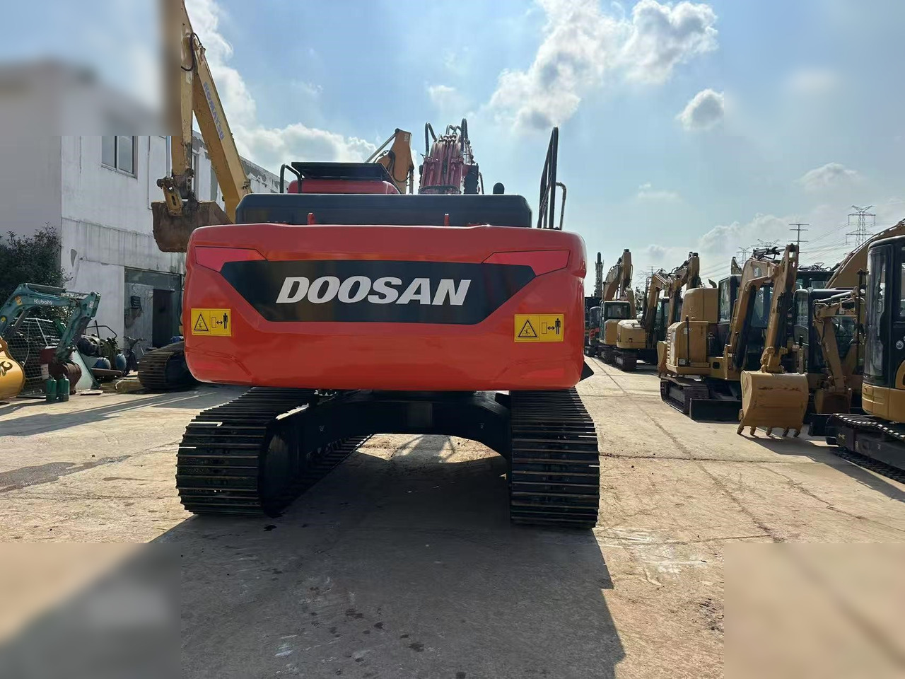 DOOSAN DX225 LCA - Rupsgraafmachine: afbeelding 2 DOOSAN DX225 LCA - Rupsgraafmachine: afbeelding 2