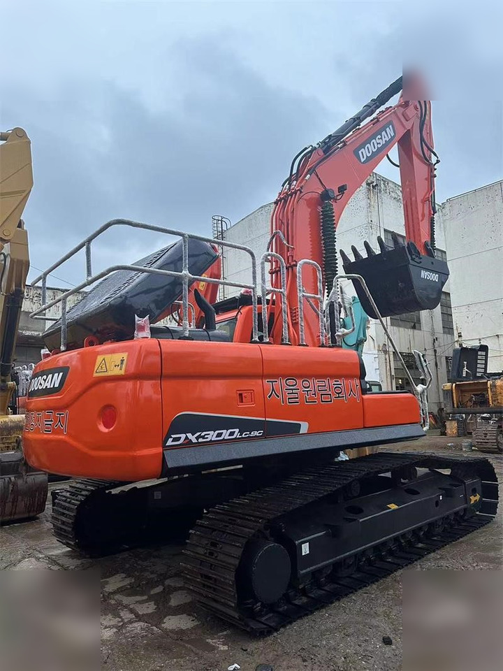 DOOSAN DX300 LC-9C - Rupsgraafmachine: afbeelding 1 DOOSAN DX300 LC-9C - Rupsgraafmachine: afbeelding 1