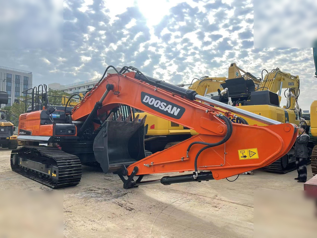 DOOSAN DX300 LCA - Rupsgraafmachine: afbeelding 1 DOOSAN DX300 LCA - Rupsgraafmachine: afbeelding 1