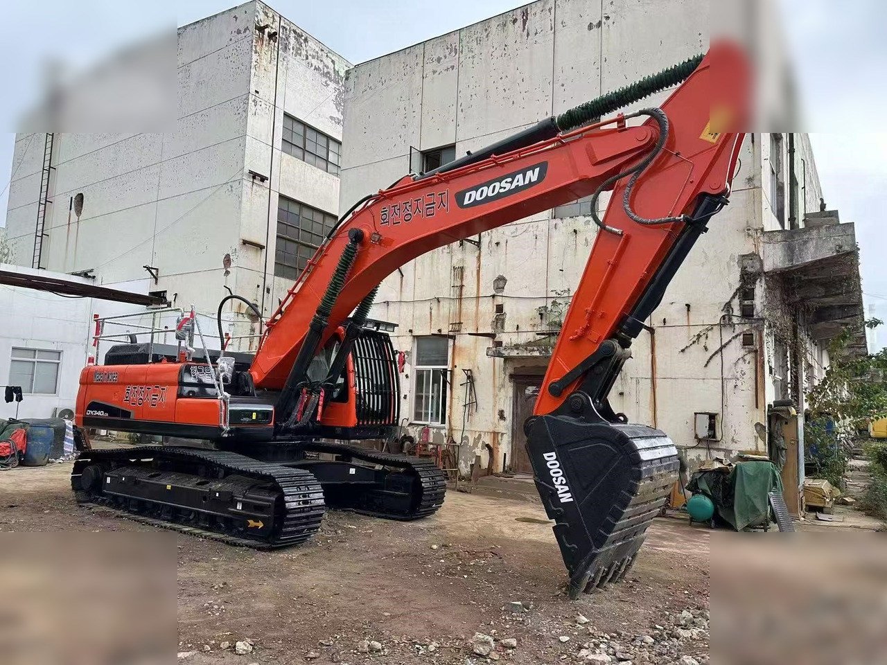 DOOSAN DX340 LCA - Rupsgraafmachine: afbeelding 3 DOOSAN DX340 LCA - Rupsgraafmachine: afbeelding 3