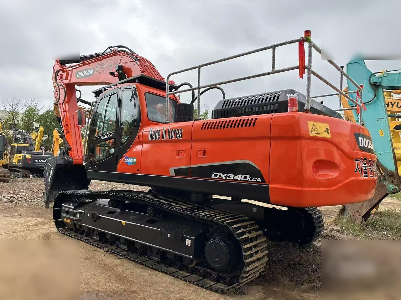 DOOSAN DX340 LCA - Rupsgraafmachine: afbeelding 1 DOOSAN DX340 LCA - Rupsgraafmachine: afbeelding 1