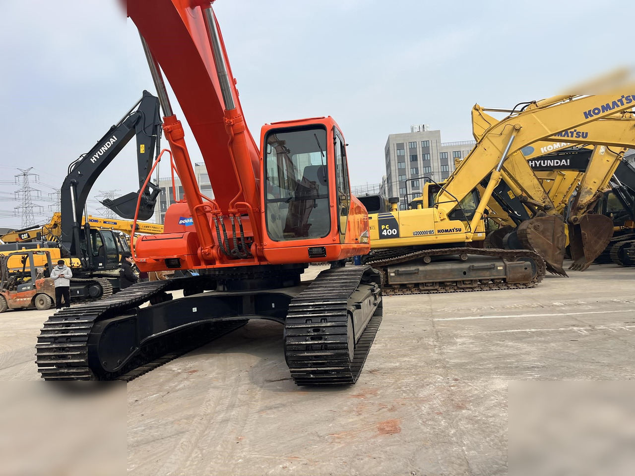 DOOSAN DX420 LC-9C - Rupsgraafmachine: afbeelding 4 DOOSAN DX420 LC-9C - Rupsgraafmachine: afbeelding 4