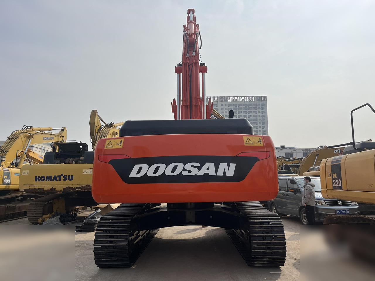 DOOSAN DX420 LC-9C - Rupsgraafmachine: afbeelding 2 DOOSAN DX420 LC-9C - Rupsgraafmachine: afbeelding 2