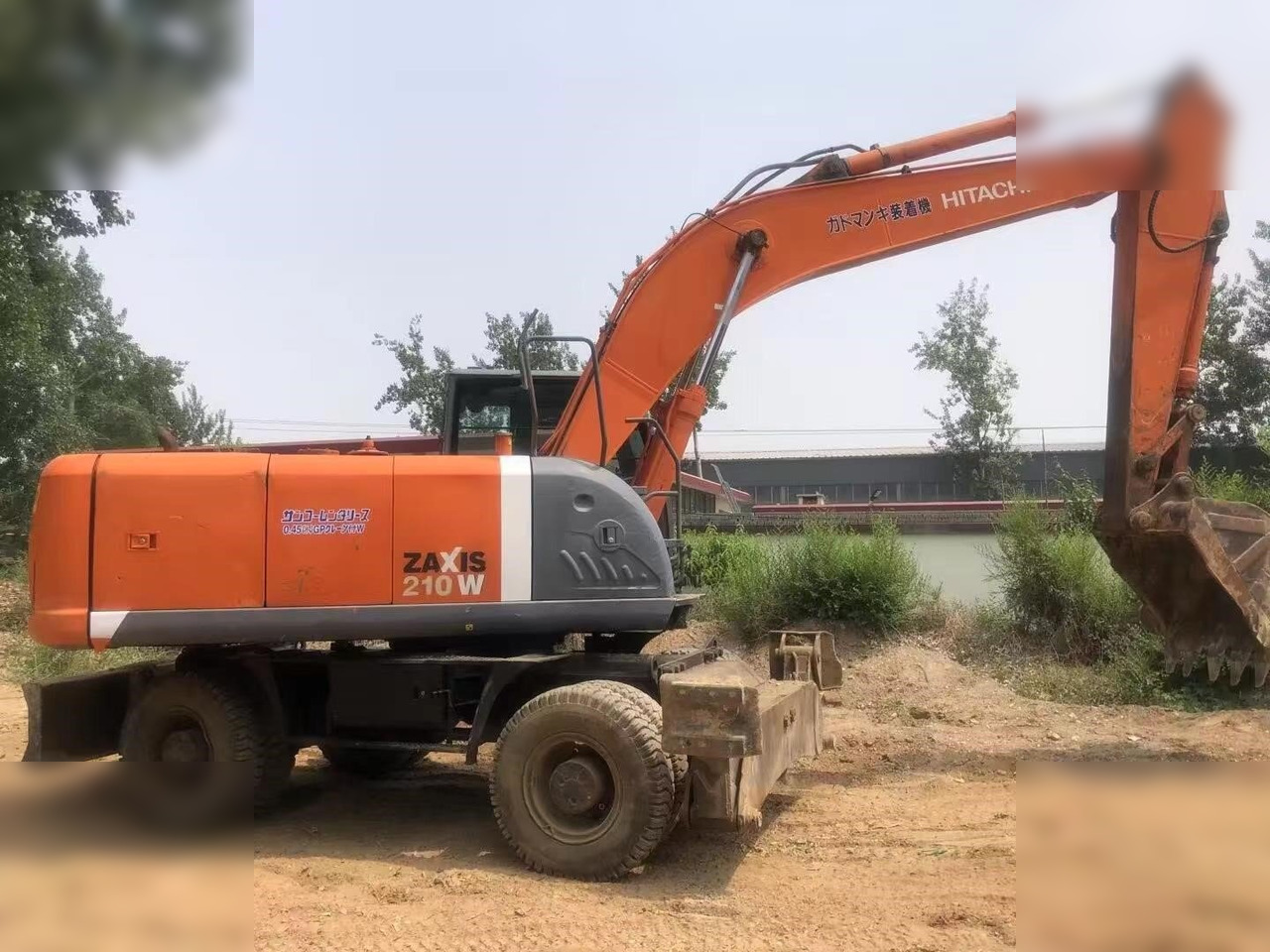 HITACHI ZX210W - Mobiele graafmachine: afbeelding 2 HITACHI ZX210W - Mobiele graafmachine: afbeelding 2