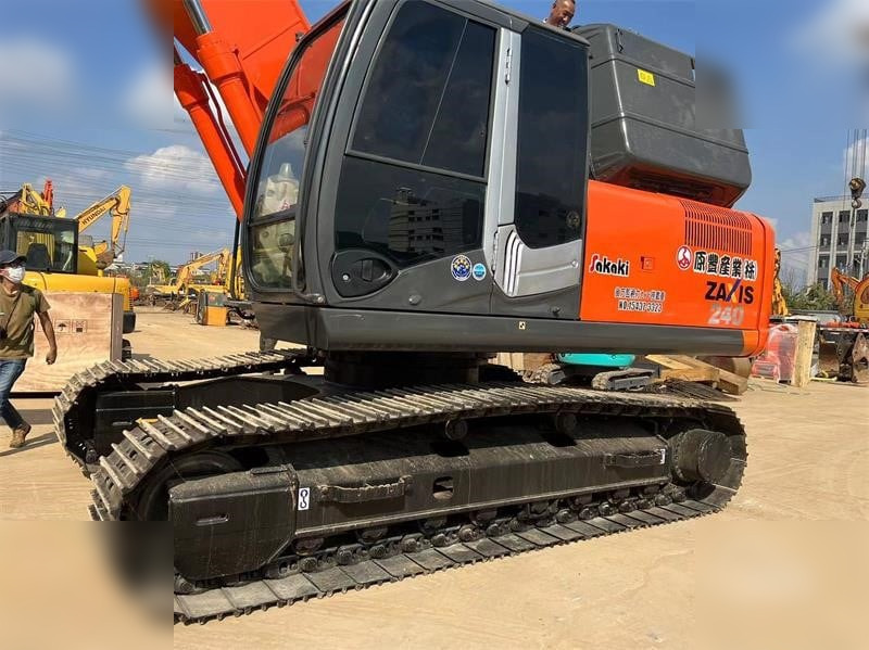 HITACHI ZX240-3 - Rupsgraafmachine: afbeelding 5 HITACHI ZX240-3 - Rupsgraafmachine: afbeelding 5