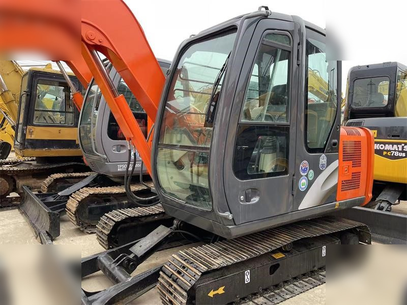 HITACHI ZX60 - Rupsgraafmachine: afbeelding 1 HITACHI ZX60 - Rupsgraafmachine: afbeelding 1