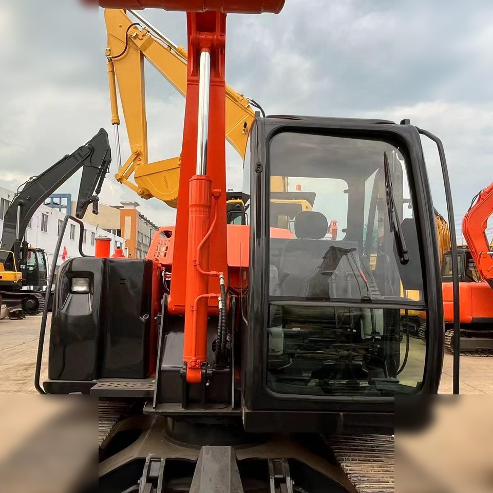 HITACHI ZX70 - Rupsgraafmachine: afbeelding 2 HITACHI ZX70 - Rupsgraafmachine: afbeelding 2