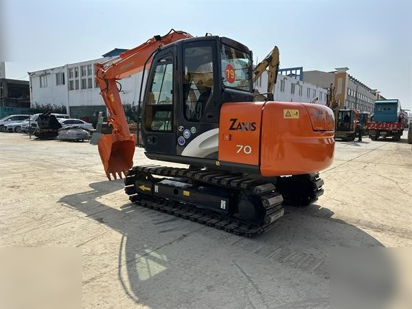 HITACHI ZX70 - Rupsgraafmachine: afbeelding 1 HITACHI ZX70 - Rupsgraafmachine: afbeelding 1