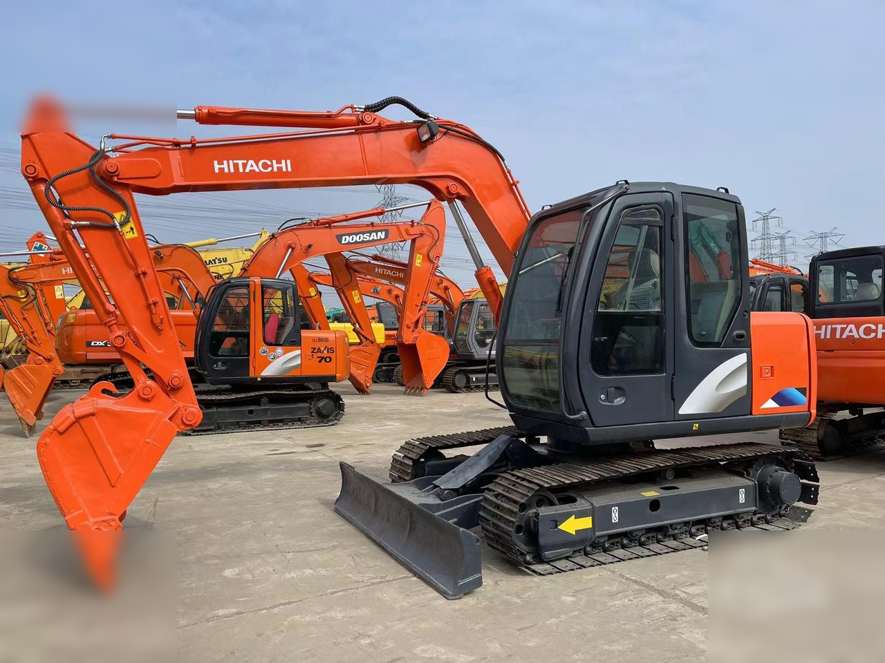 HITACHI ZX70 - Rupsgraafmachine: afbeelding 1 HITACHI ZX70 - Rupsgraafmachine: afbeelding 1