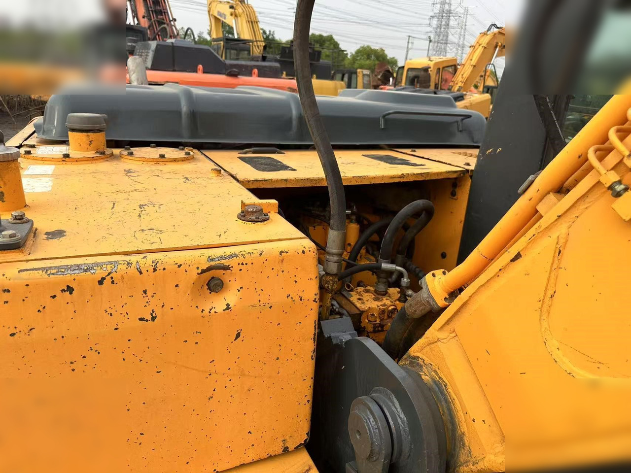 HYUNDAI ROBEX 210 LC-7 - Rupsgraafmachine: afbeelding 3 HYUNDAI ROBEX 210 LC-7 - Rupsgraafmachine: afbeelding 3