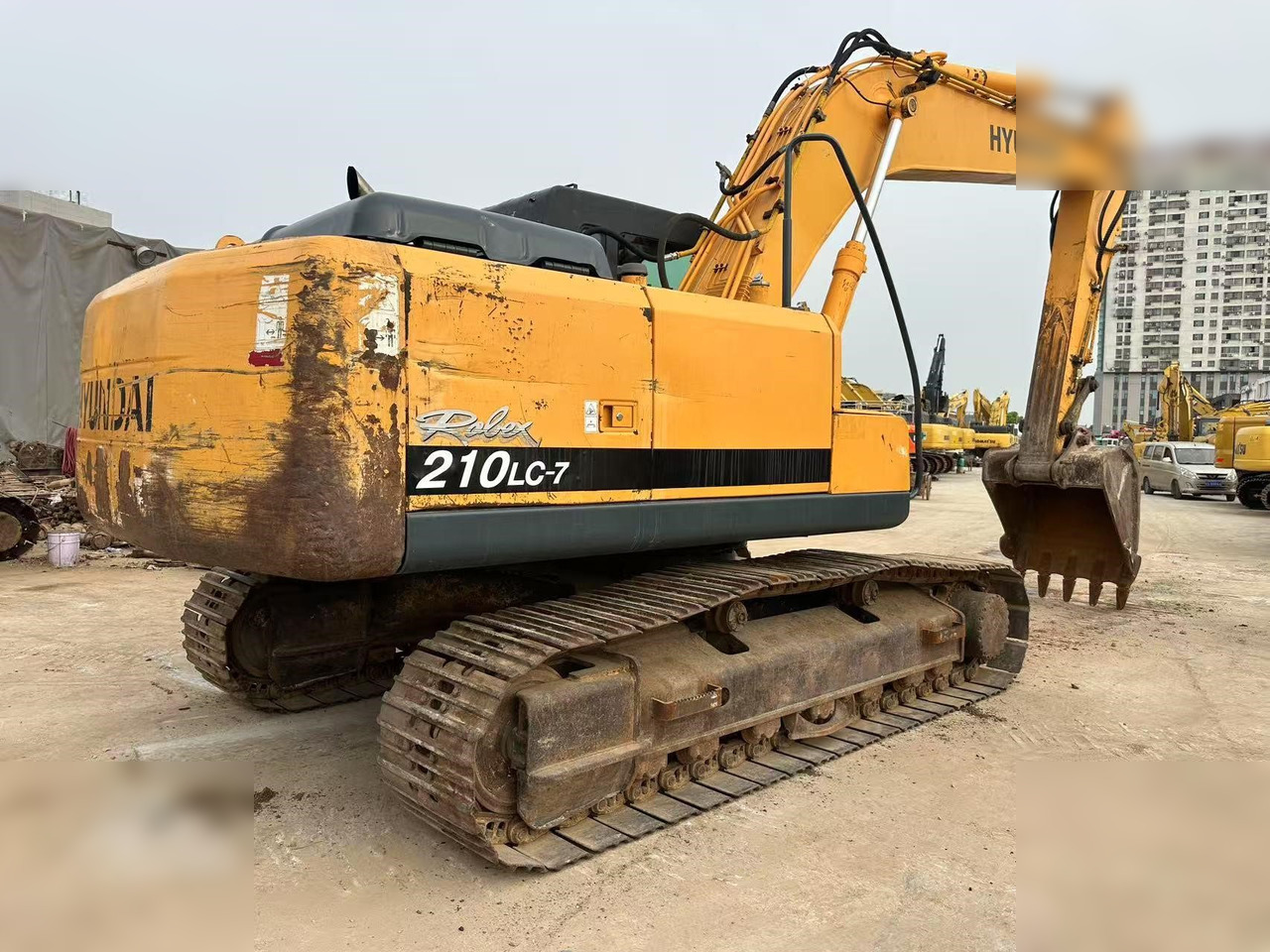 HYUNDAI ROBEX 210 LC-7 - Rupsgraafmachine: afbeelding 1 HYUNDAI ROBEX 210 LC-7 - Rupsgraafmachine: afbeelding 1