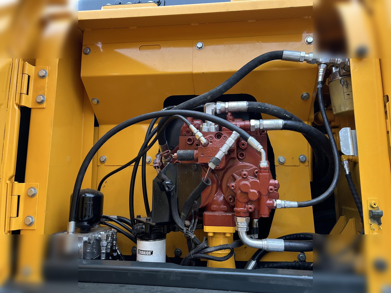 HYUNDAI ROBEX 210W-9 - Mobiele graafmachine: afbeelding 5 HYUNDAI ROBEX 210W-9 - Mobiele graafmachine: afbeelding 5