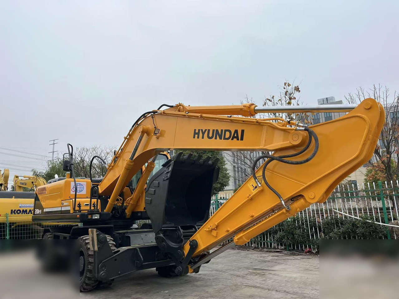 HYUNDAI ROBEX 210W-9S - Mobiele graafmachine: afbeelding 3 HYUNDAI ROBEX 210W-9S - Mobiele graafmachine: afbeelding 3