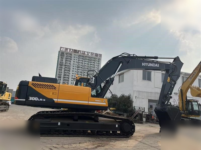 HYUNDAI ROBEX 330 LC-9S - Rupsgraafmachine: afbeelding 2 HYUNDAI ROBEX 330 LC-9S - Rupsgraafmachine: afbeelding 2